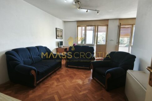 PHOTO-2025-11-24-09-43-12