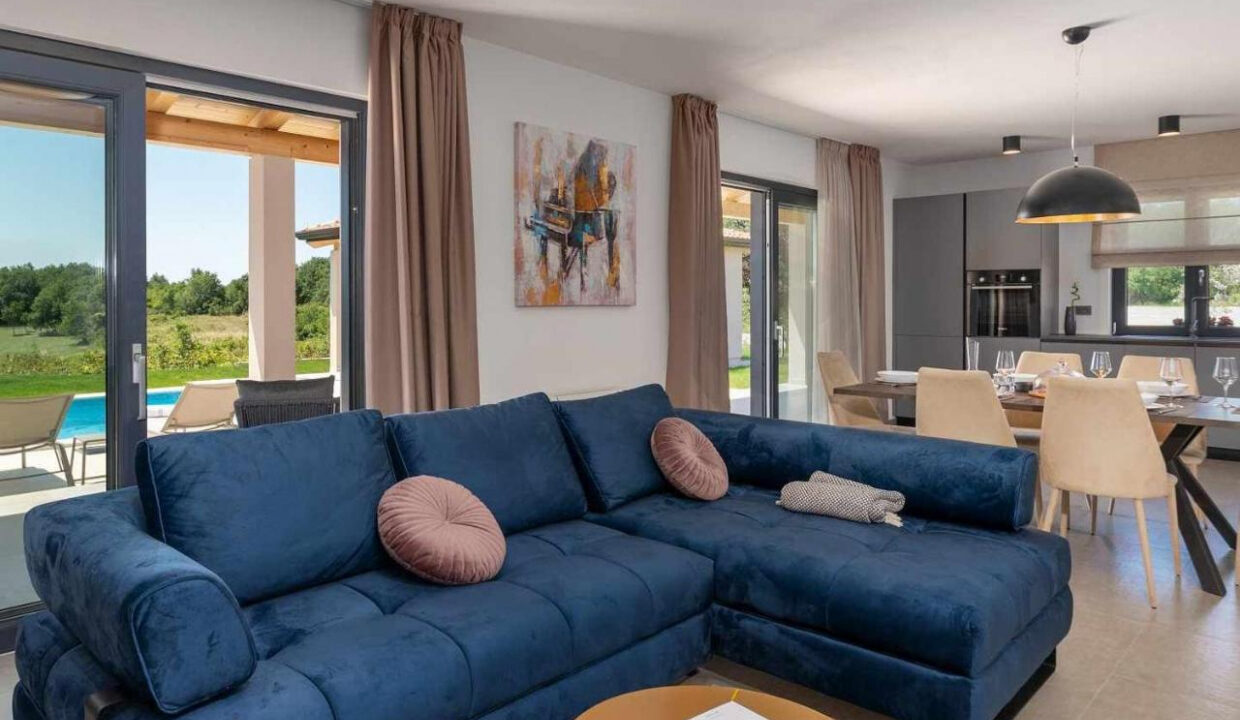 Moderne Villa mit Extra-Grundstück - Tinjan, Region Istrien