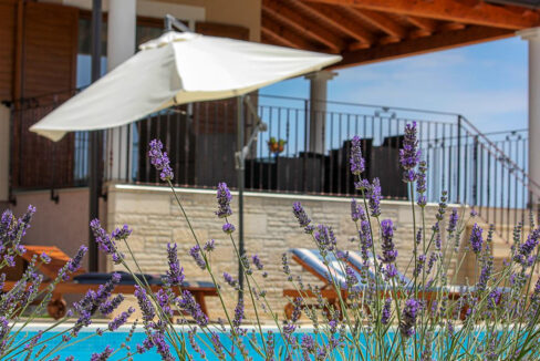 Schönes Einfamilienhaus in der Vorstadt von Pula