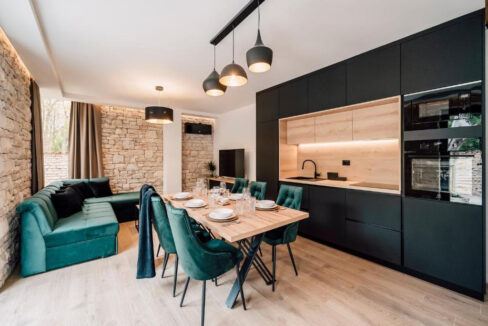 Neue moderne Villa aus Stein in der Region Zadar