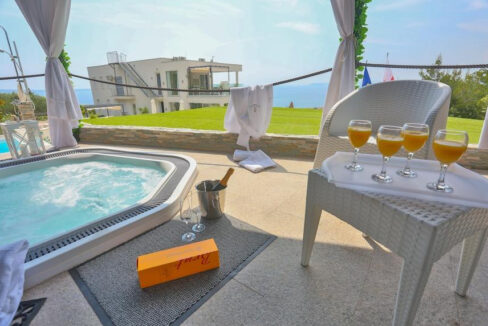 Luxus-Design-Villa mit Meerblick in Split