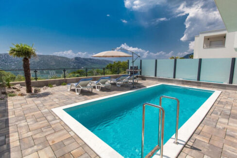 Villa im geometrischen Stil mit atemberaubendem Blick - Crikvenica