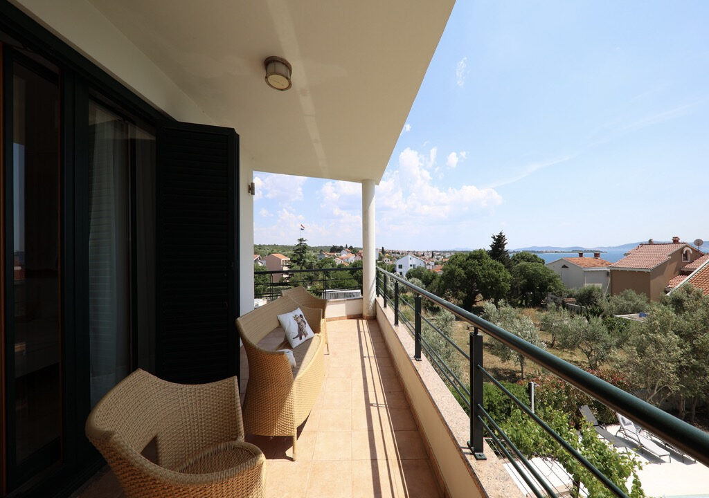 Zeitgenössische Superior-Villa - Zadar