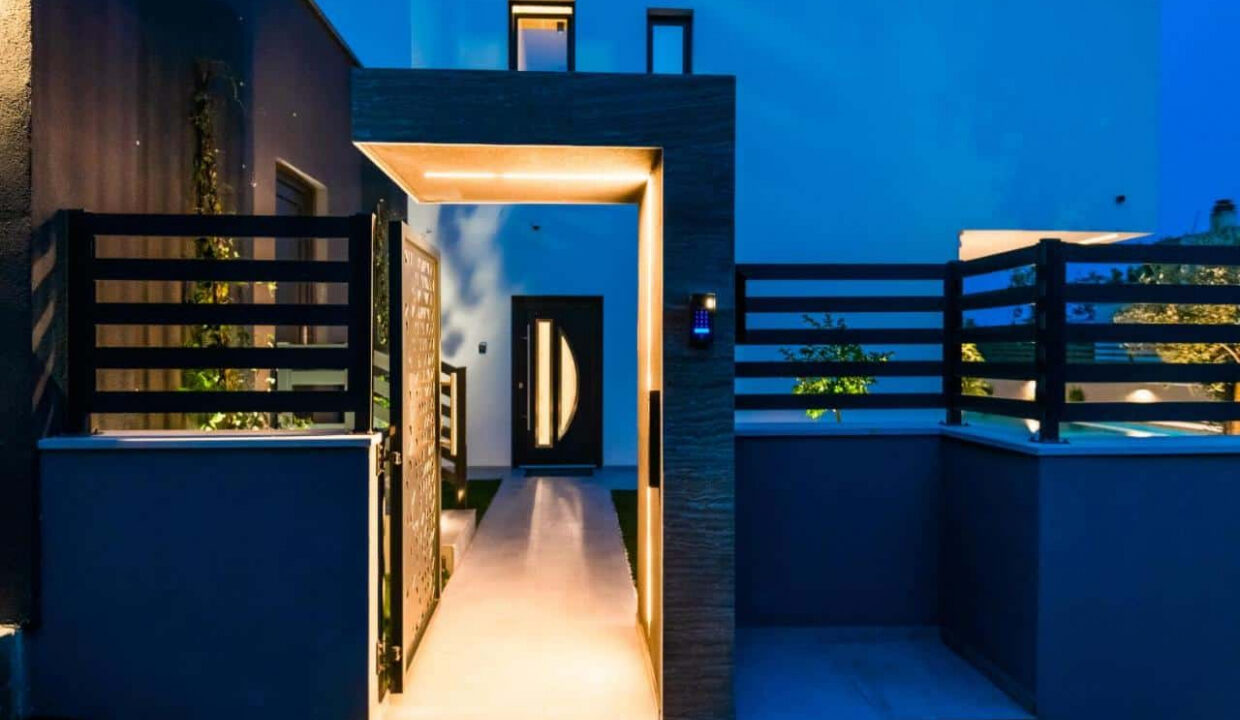 Modernes Haus bei Makarska