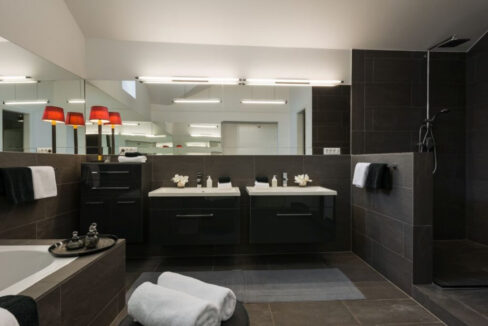 Steinvilla im Kolonialstil - Drvenik Mali, Split