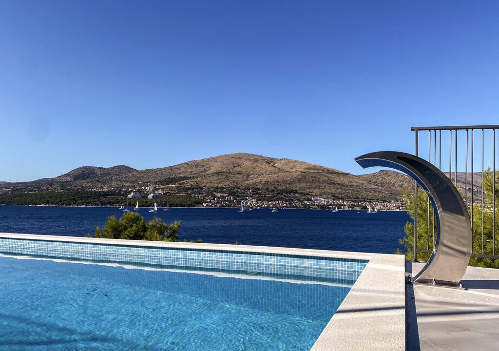 Erstaunliche Villa direkt am Meer auf Ciovo