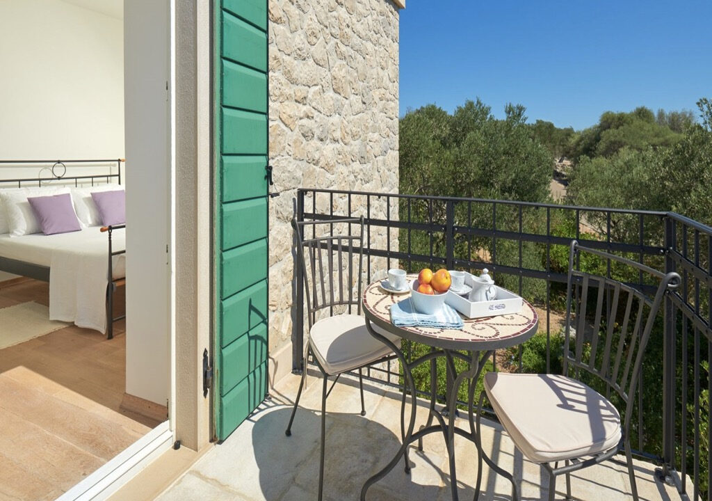 Exquisite Villa aus Stein - Die Insel Pag