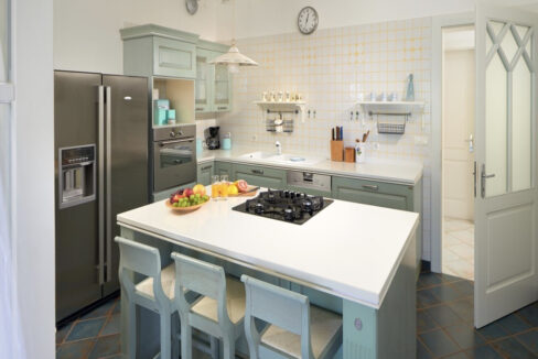 Exquisite Villa aus Stein - Die Insel Pag