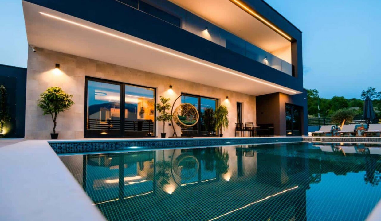 Modernes Haus bei Makarska