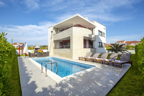 Zweistöckiges modernes Haus - Nin, Region Zadar