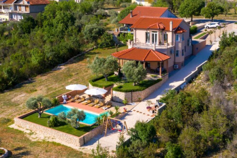 Tropisch anmutende Villa in der Nähe des Nationalparks Krka