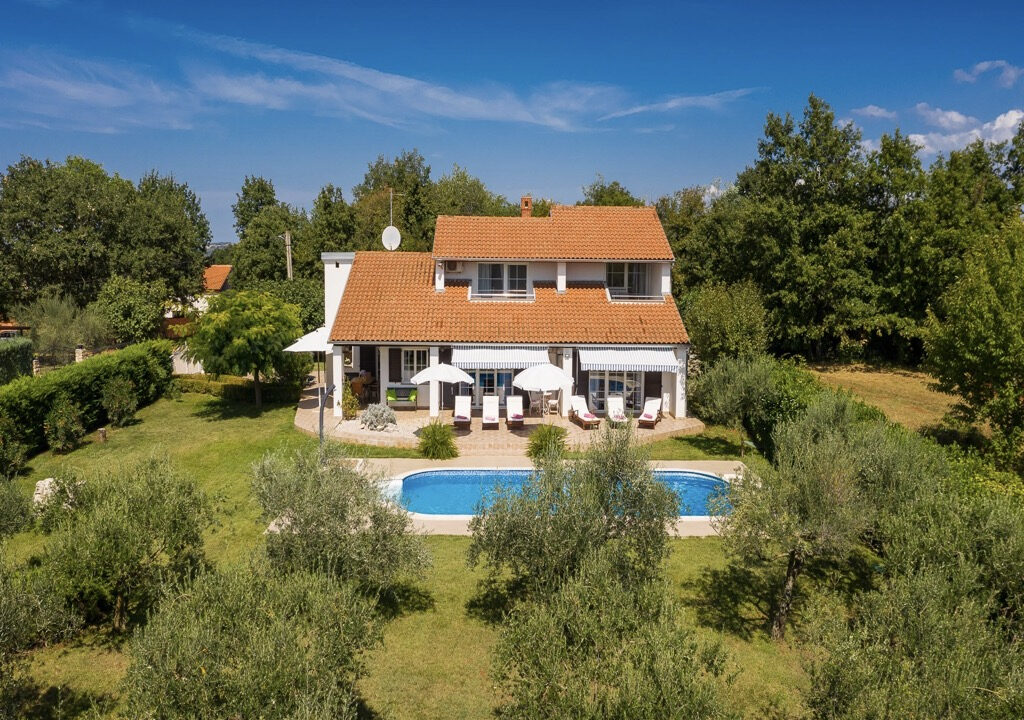 Modern aussehende Villa - Porec, Istra