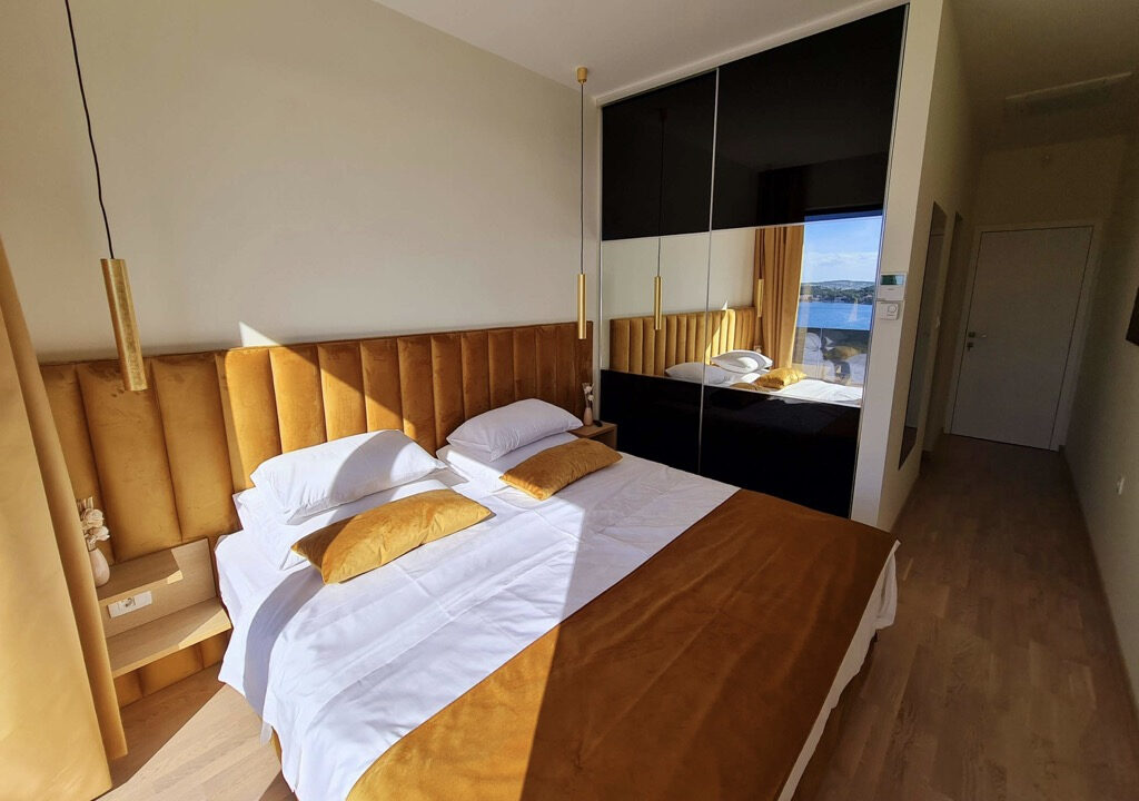 Neue Villa mit Meerblick, Rogoznica