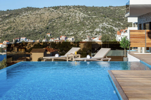 Neue moderne Villa mit Meerblick in Rogoznica