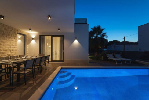 Städtische Villa auf einer bezaubernden Insel Ciovo, Region Split