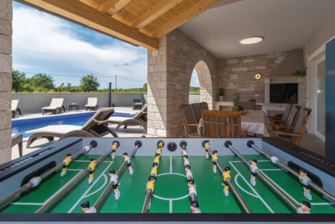 Atemberaubende zweistöckige Villa - Region Pula