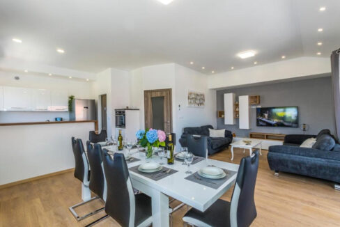 Neues Ferienhaus in der Nähe von Sibenik