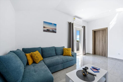 Neues Ferienhaus in der Nähe von Sibenik