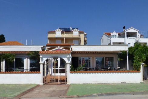 Grundstücke am Meer Tribunj