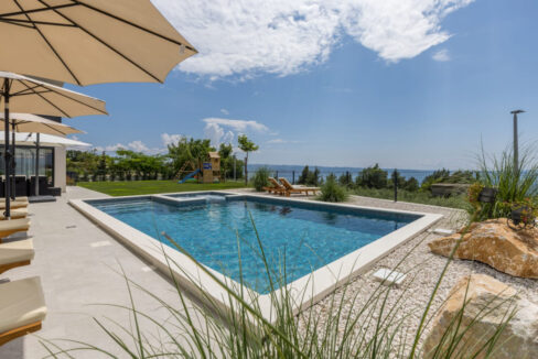 Neues Meerblick-Ferienhaus Podstrana