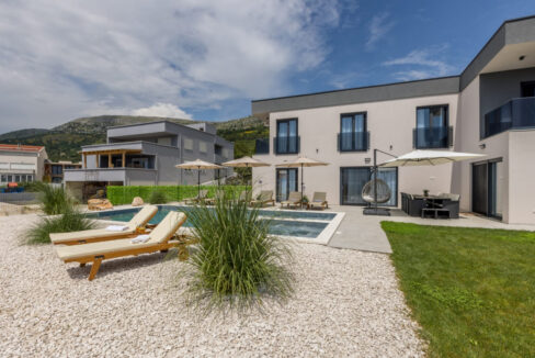 Neues Meerblick-Ferienhaus Podstrana