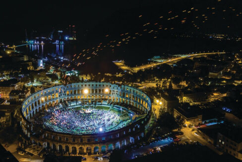 Atemberaubende zweistöckige Villa - Region Pula