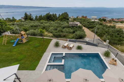 Neues Meerblick-Ferienhaus Podstrana