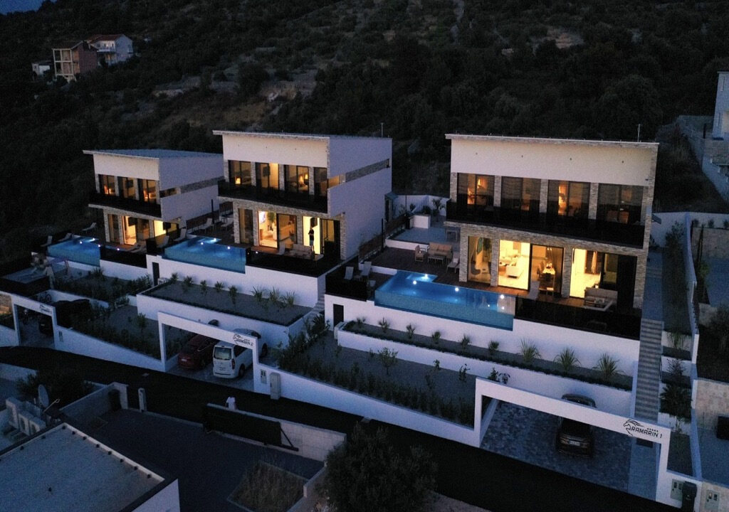 Neue Villa mit Meerblick, Rogoznica