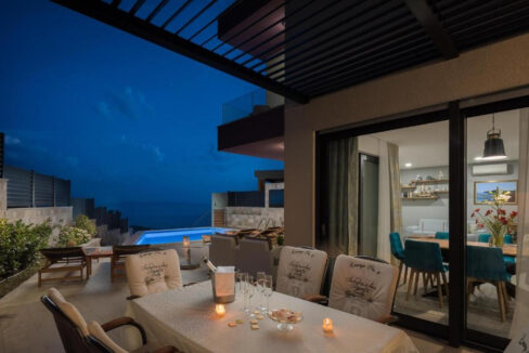 Doppelhaushälfte mit Aussicht - In Makarska