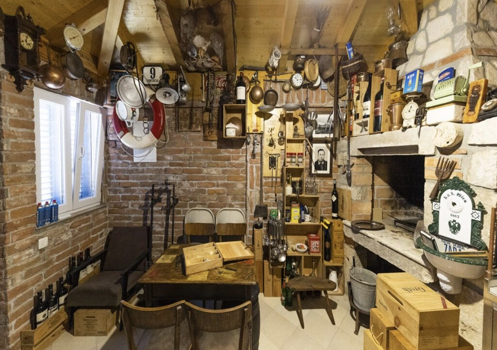 Steinhaus in der Region Zadar, Insel Pasman