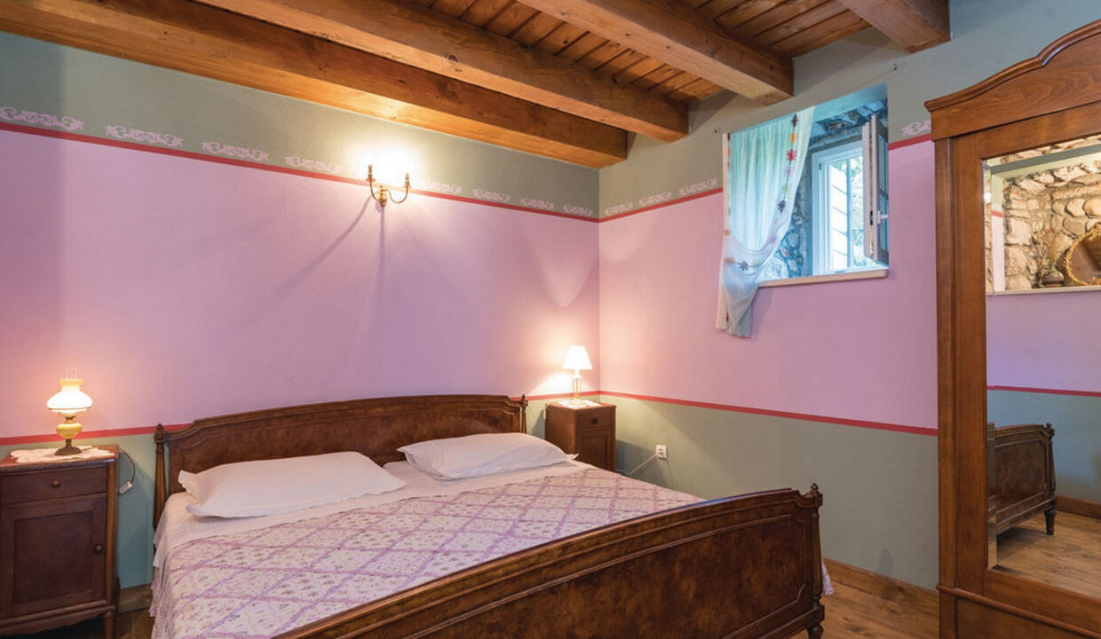 Haus aus weißem Stein - Halbinsel Peljesac