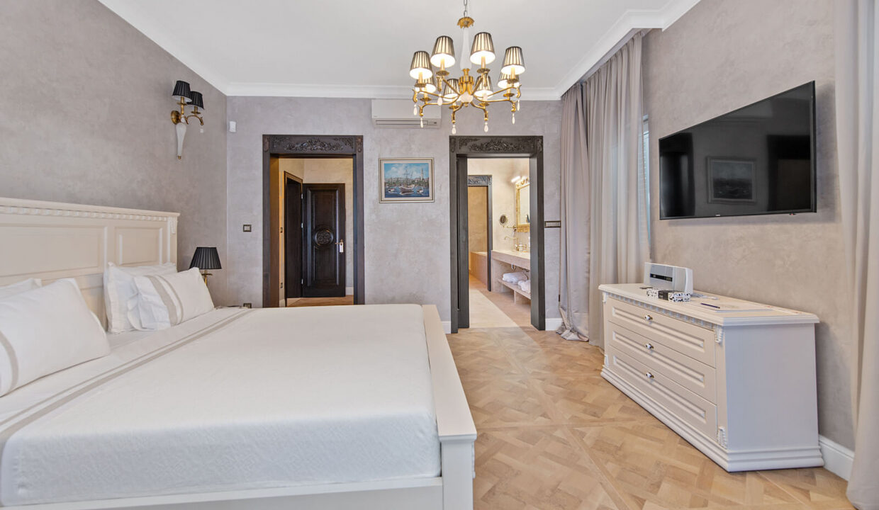 Exklusive Villa direkt am Meer in Vodice