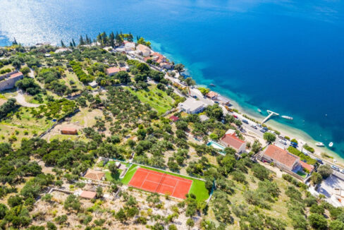 Großzügiges Anwesen mit einem Tennisplatz und einem Haus - Zaton, Dubrovnik Gebiet