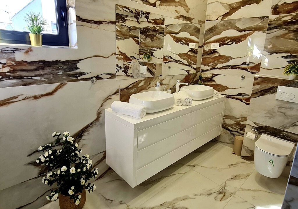 Neue Villa mit Meerblick, Rogoznica