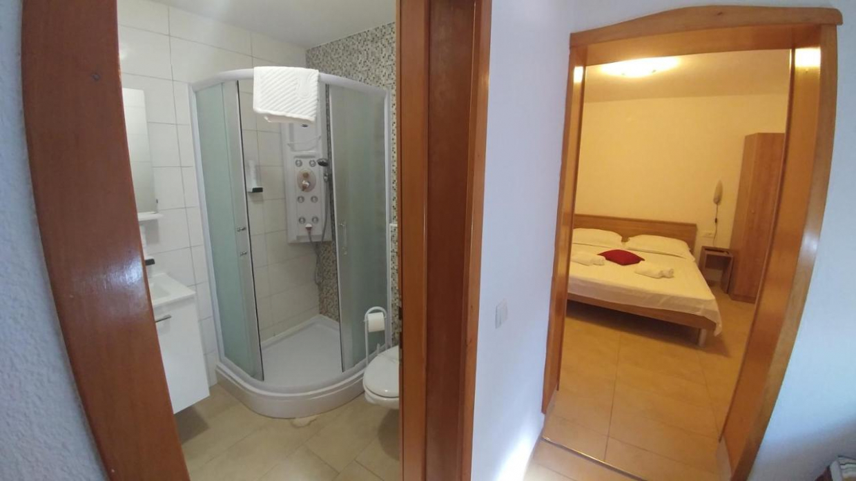 Pansion am Meer Vodice