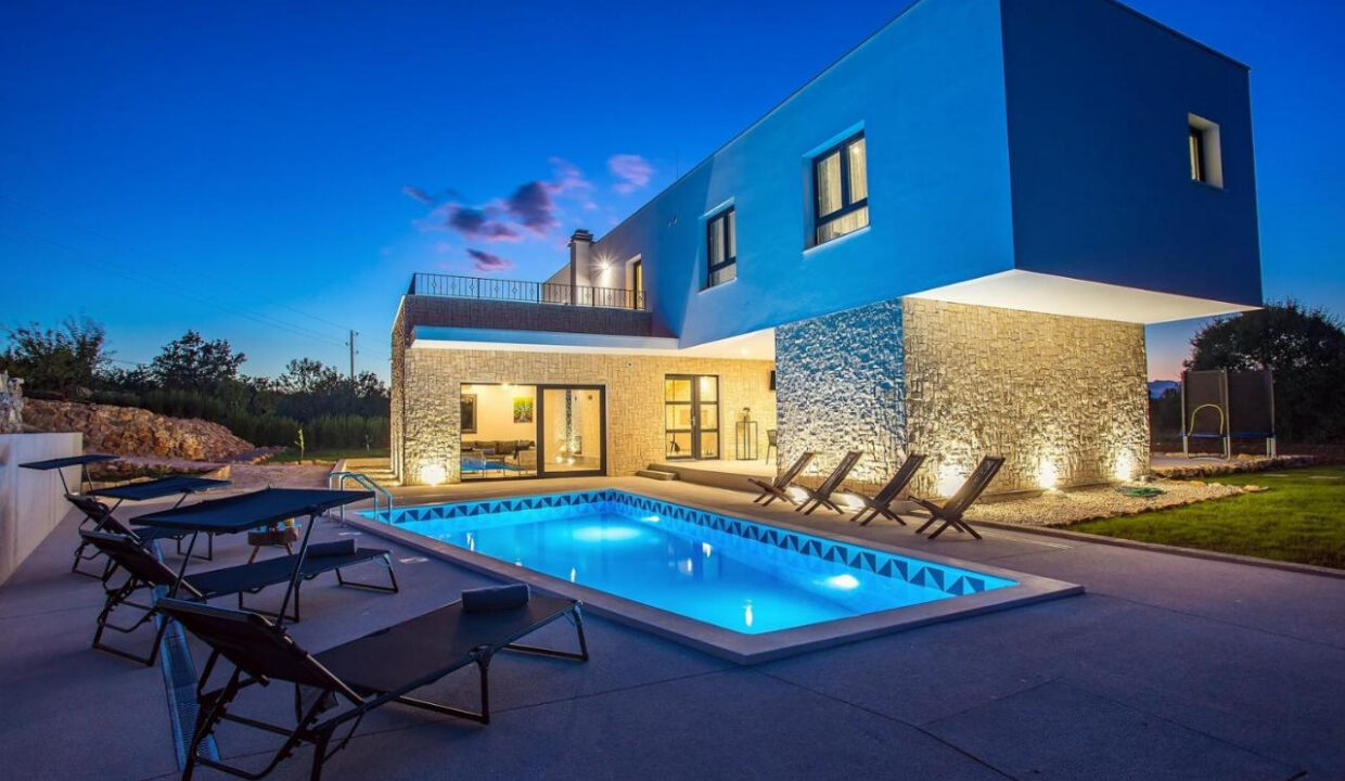 Atemberaubendes modernes Haus in der Region Split