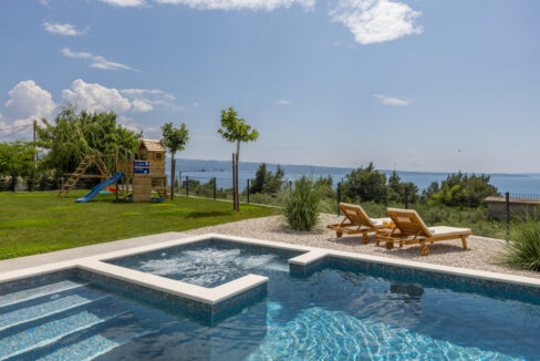 Neues Meerblick-Ferienhaus Podstrana