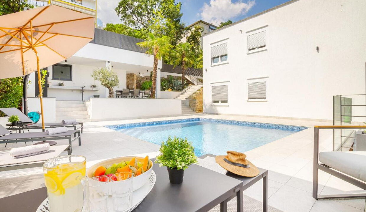 Exotische Ferienvilla aus dem 20. Jahrhundert - Opatija riviera