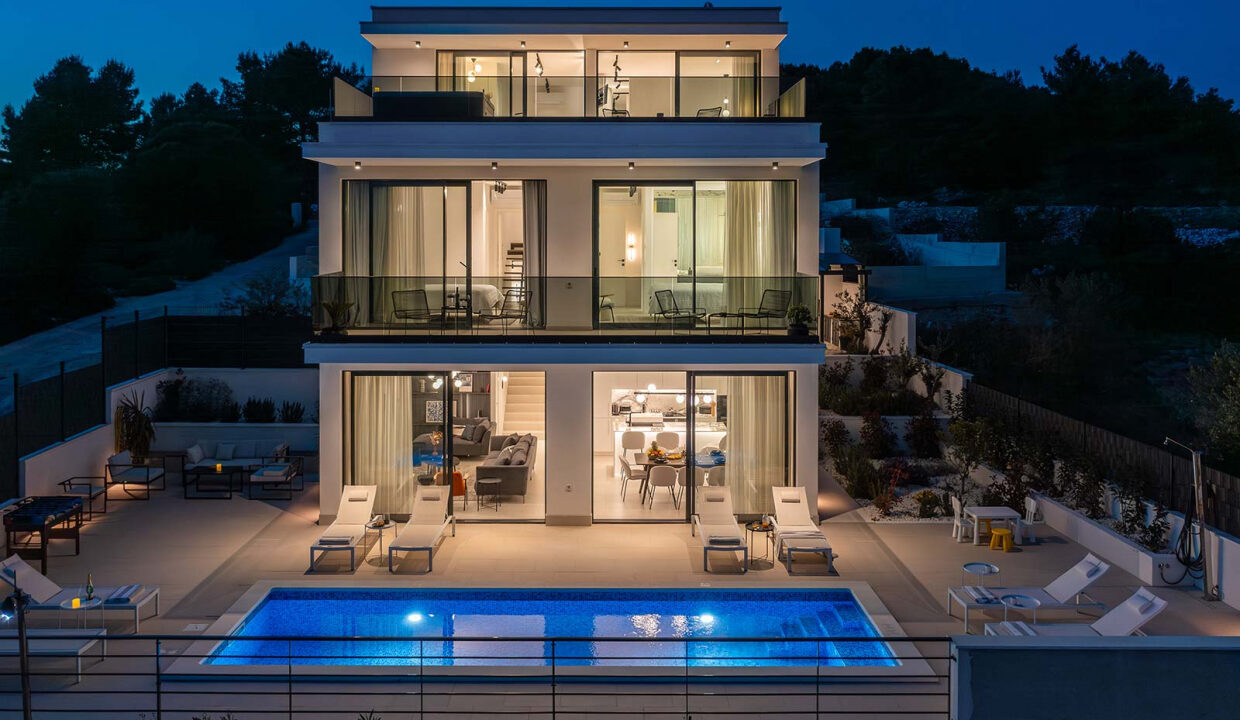 Exklusive Villa mit Meerblick Okrug Gornji