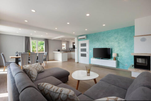 Super Haus mit Meerblick in Makarska