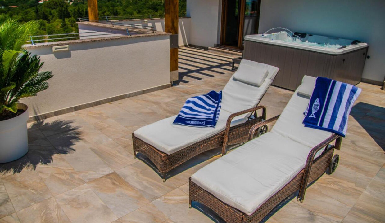 Wunderschöne Villa mit Meerblick in der Region Zadar