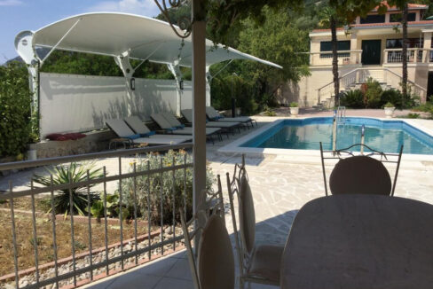 Imperial Style Villa mit Schwimmbad - Dorf Klek