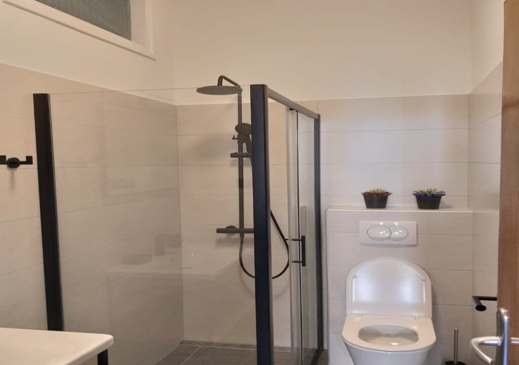 Steinhaus mit Meerblick auf der Insel Brac