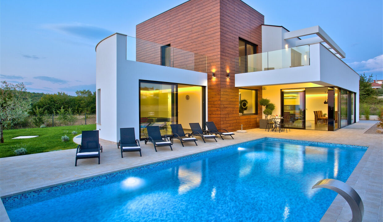 Exklusive moderne Villa in Porec