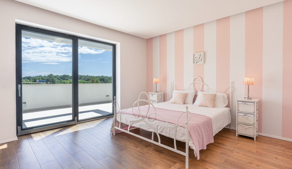 Exklusive moderne Villa in Porec