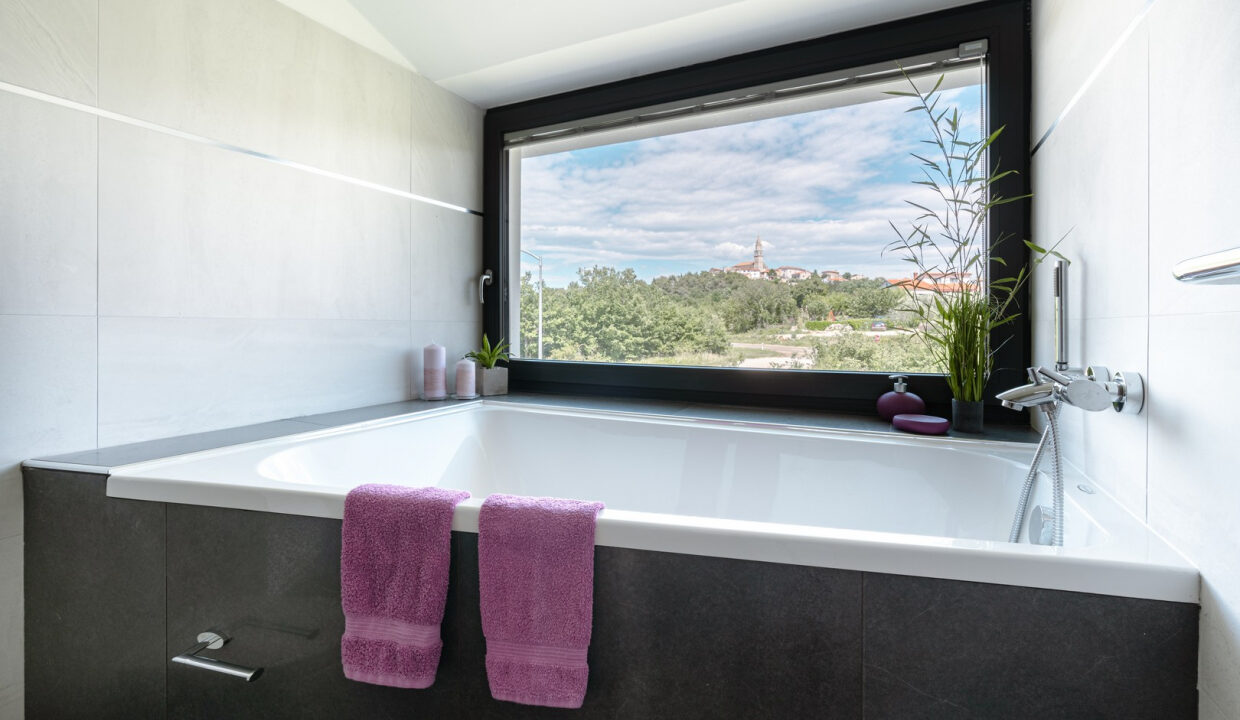 Exklusive moderne Villa in Porec