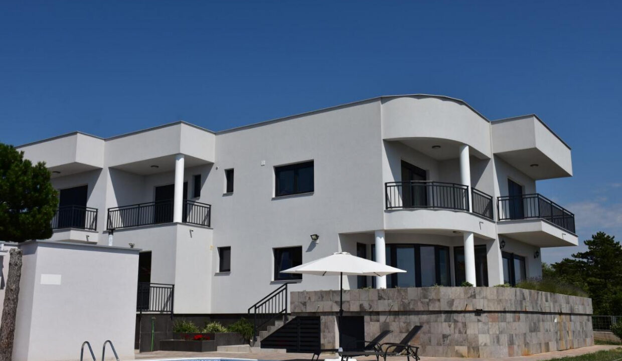 Grundstück mit Meerblick in Crikvenica