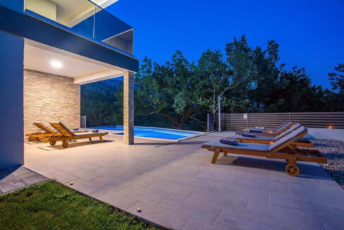 Modernes Haus in der Region Omis