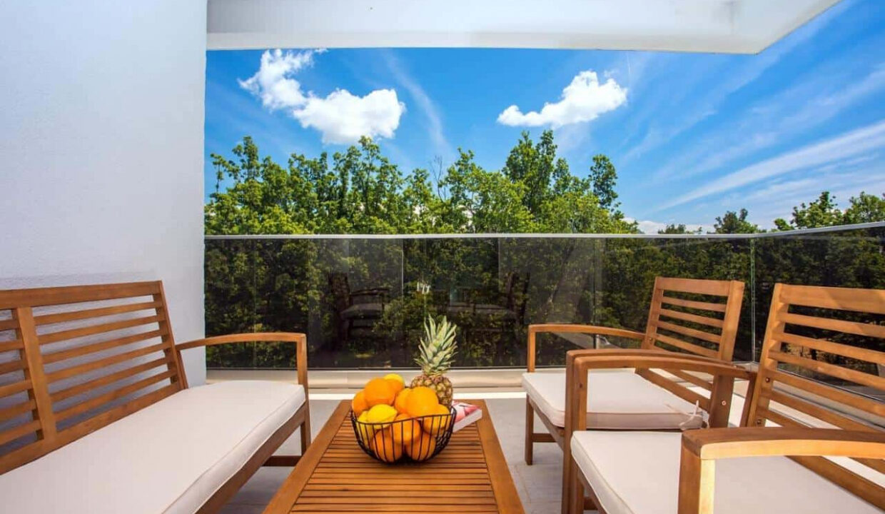 Modernes Haus in der Region Omis