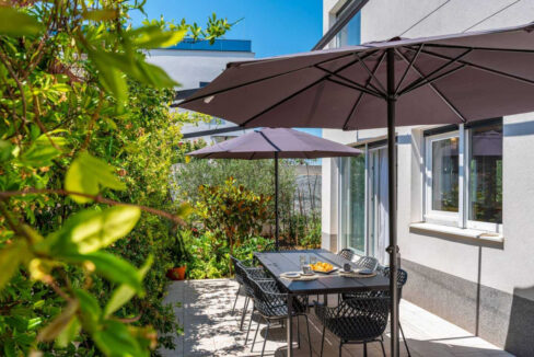 Haus in der Nähe des lokalen Strandes auf Ciovo